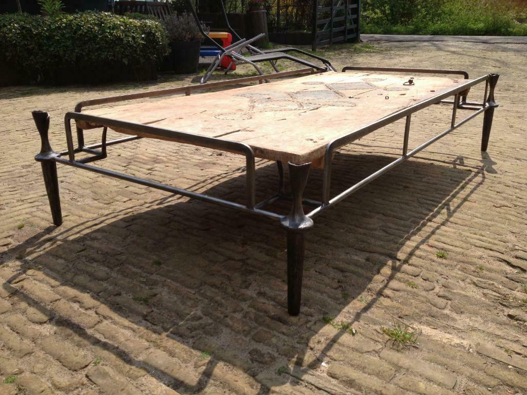 Smederij Rookbaard, Komt aan huis, Smeden