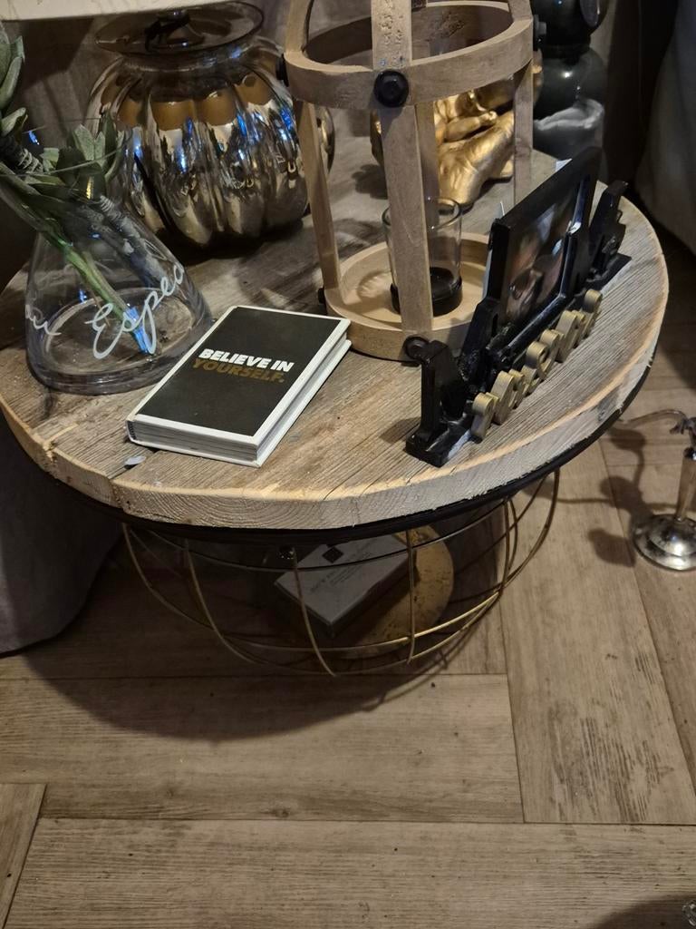 Bijzet tafel rond, 50 tot 100 cm, Rond, Minder dan 50 cm, 50 tot 100 cm