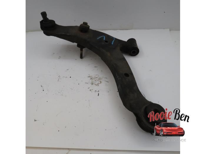 Draagarm onder links-voor van een Chrysler PT Cruiser, Gebruikt, -, Ophalen of Verzenden, -