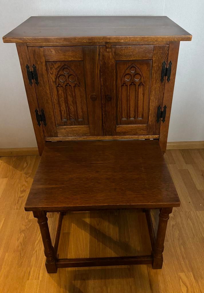 Authentiek eikenhouten kastje, Ophalen