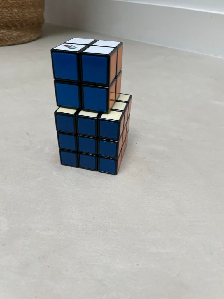 Rubiks Kubus - Uitdagend Puzzelplezier!, Ophalen of Verzenden, Zo goed als nieuw, Jongen of Meisje