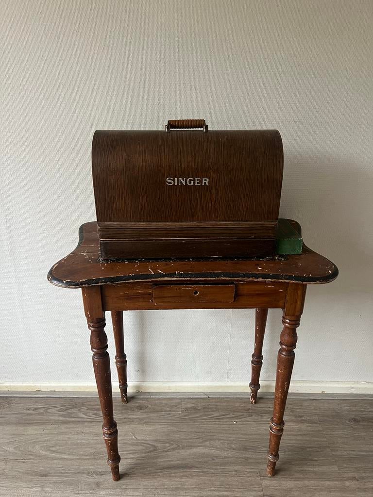 Singer  128 met La Vencedora motieven., Antiek en Kunst, Antiek | Naaimachines, Ophalen of Verzenden