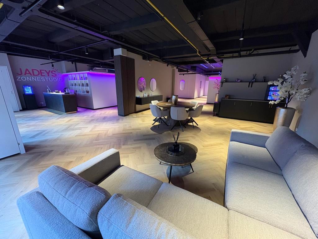 Foto 5 van Zonnestudio ter overname in Lochem