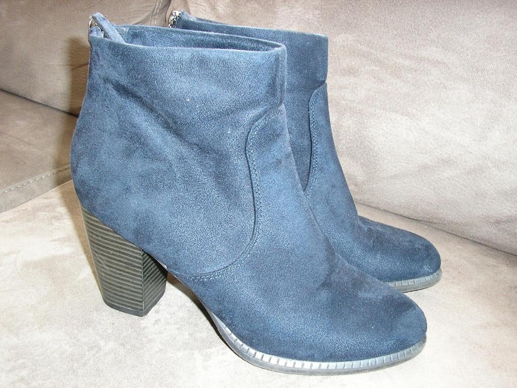 Enkellaarsjes donker blauw maat 38, Blauw, Lage of Enkellaarzen, Ophalen of Verzenden, Zo goed als nieuw