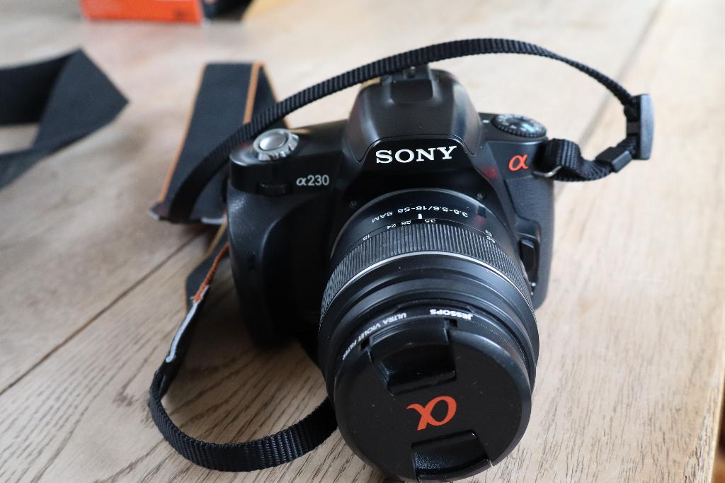 Sony DSLR Alpha 230, Gebruikt, Spiegelreflex, 10 Megapixel, Ophalen of Verzenden