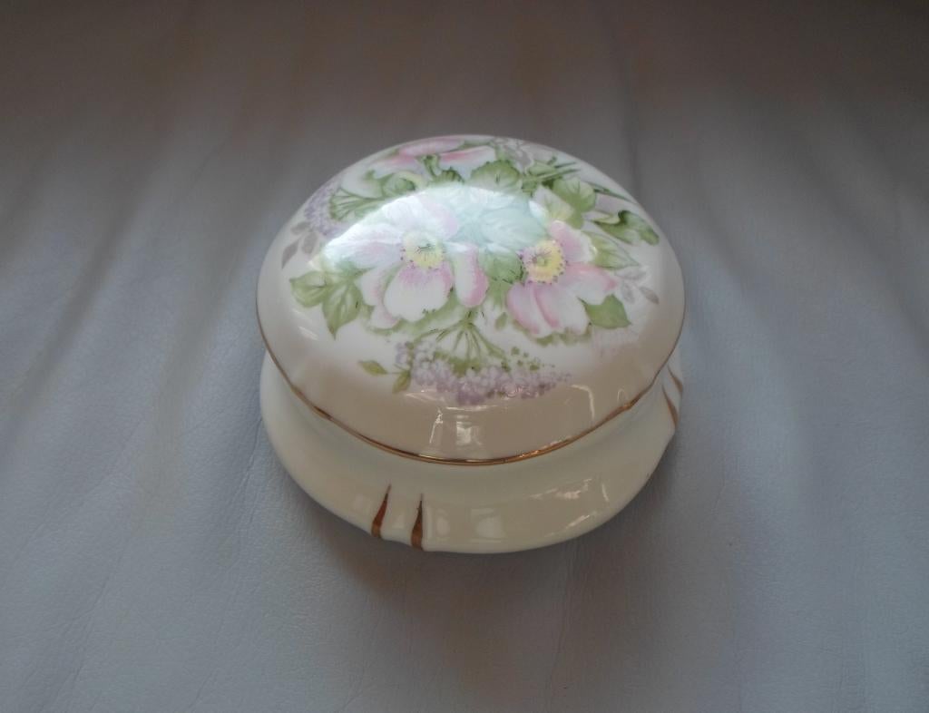 Limoges France Porcelaines Ternet Juwelen Doosje, Ophalen of Verzenden