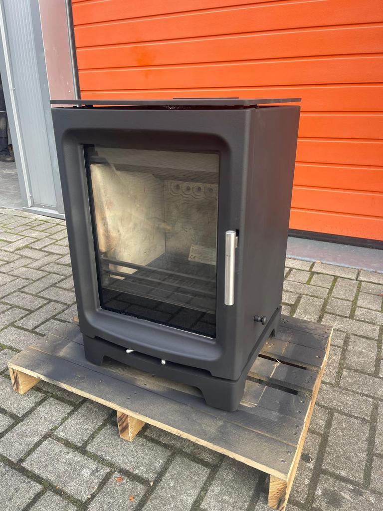 Demo Charlton en Jenrick (Pure vision Countryman) houtkachel, Huis en Inrichting, Houtkachel, Ophalen of Verzenden, Zo goed als nieuw