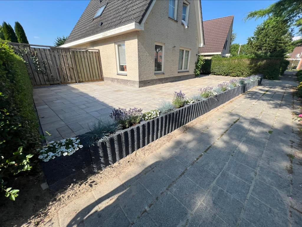 Tuin leeghalen / tuin aanleg, Bestrating