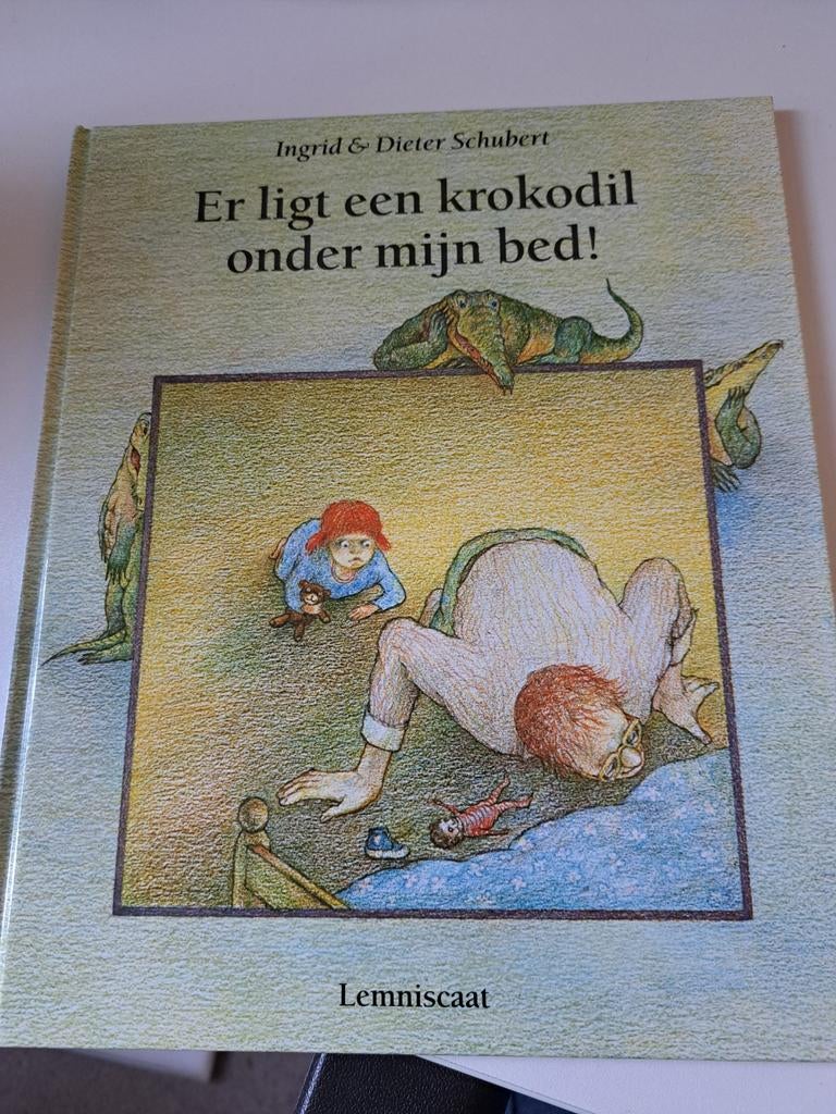 Ingrid Schubert - Er ligt een krokodil onder mijn bed!, Ophalen of Verzenden, Zo goed als nieuw, Fictie algemeen