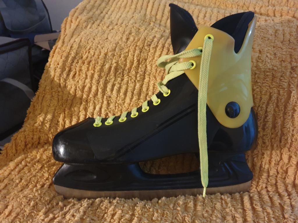 Acro hockey schaatsen - Maat 41, Sport en Fitness, Schaatsen, Overige merken, Gebruikt, Ophalen of Verzenden, IJshockeyschaatsen