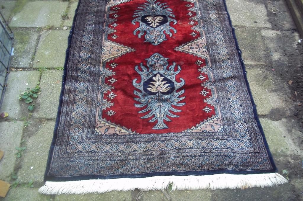 perzische  kleed handgeknoopt 150x91cm, Antiek en Kunst, Antiek | Kleden en Textiel, Ophalen