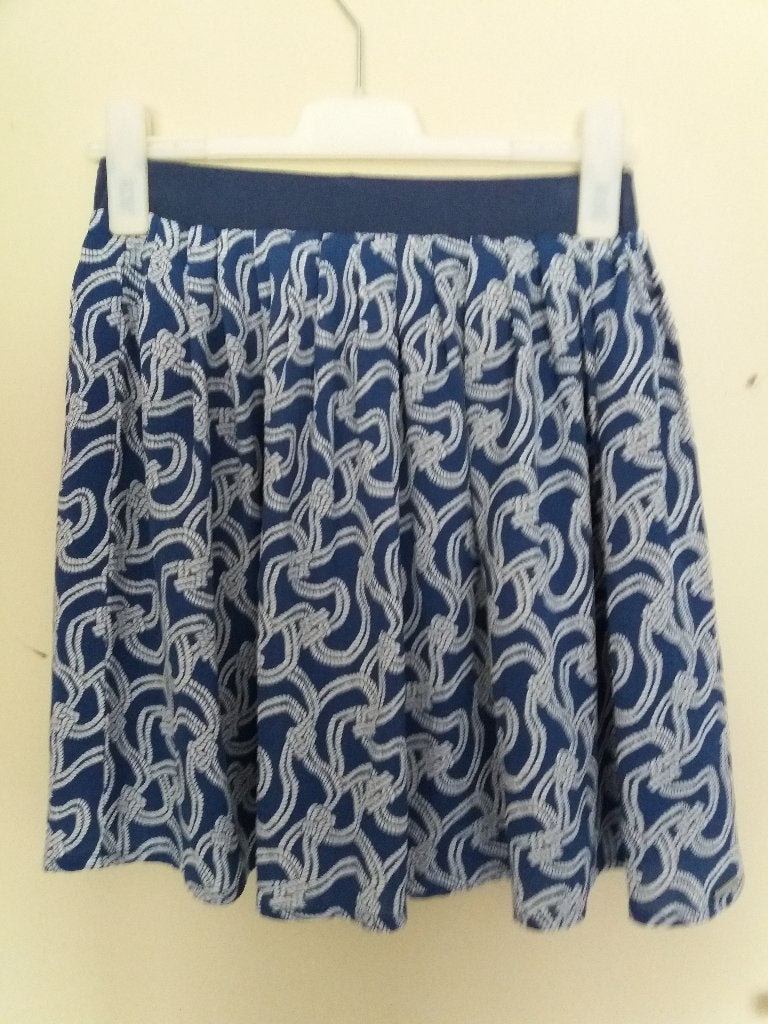 Een blauw rokje met witte touw print erop., Maat 38/40 (M), Blauw, Ophalen of Verzenden, Zo goed als nieuw