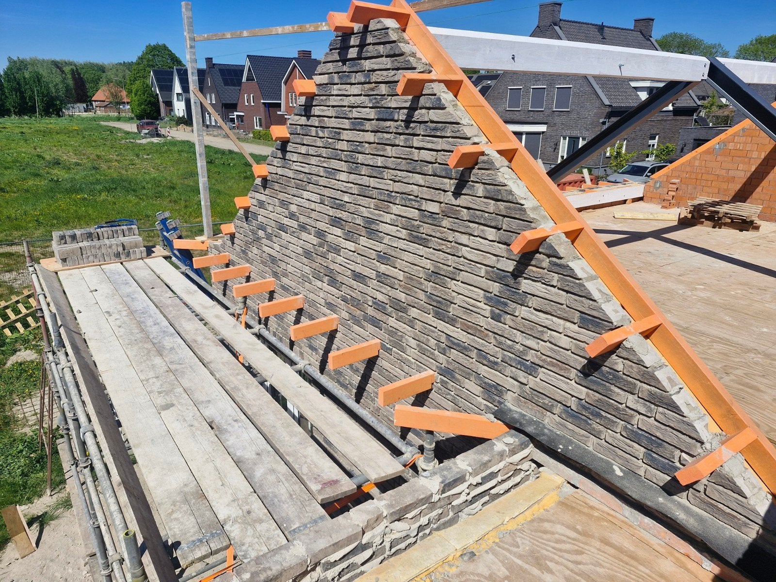 Metselaar met tijd over omgeving den Bosch, Doe-het-zelf en Verbouw, Metselstenen, Ophalen of Verzenden, Gebruikt, Kalkzandstenen