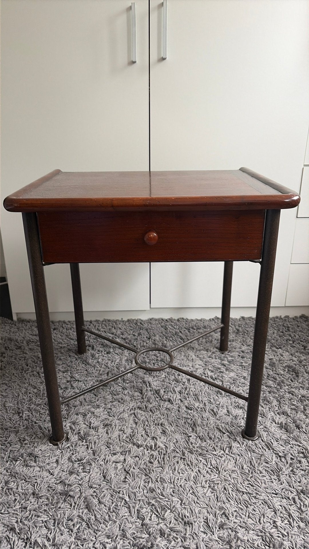 2 x Houten nachtkastje, Huis en Inrichting, Ophalen, Gebruikt, Minder dan 45 cm, 55 tot 70 cm