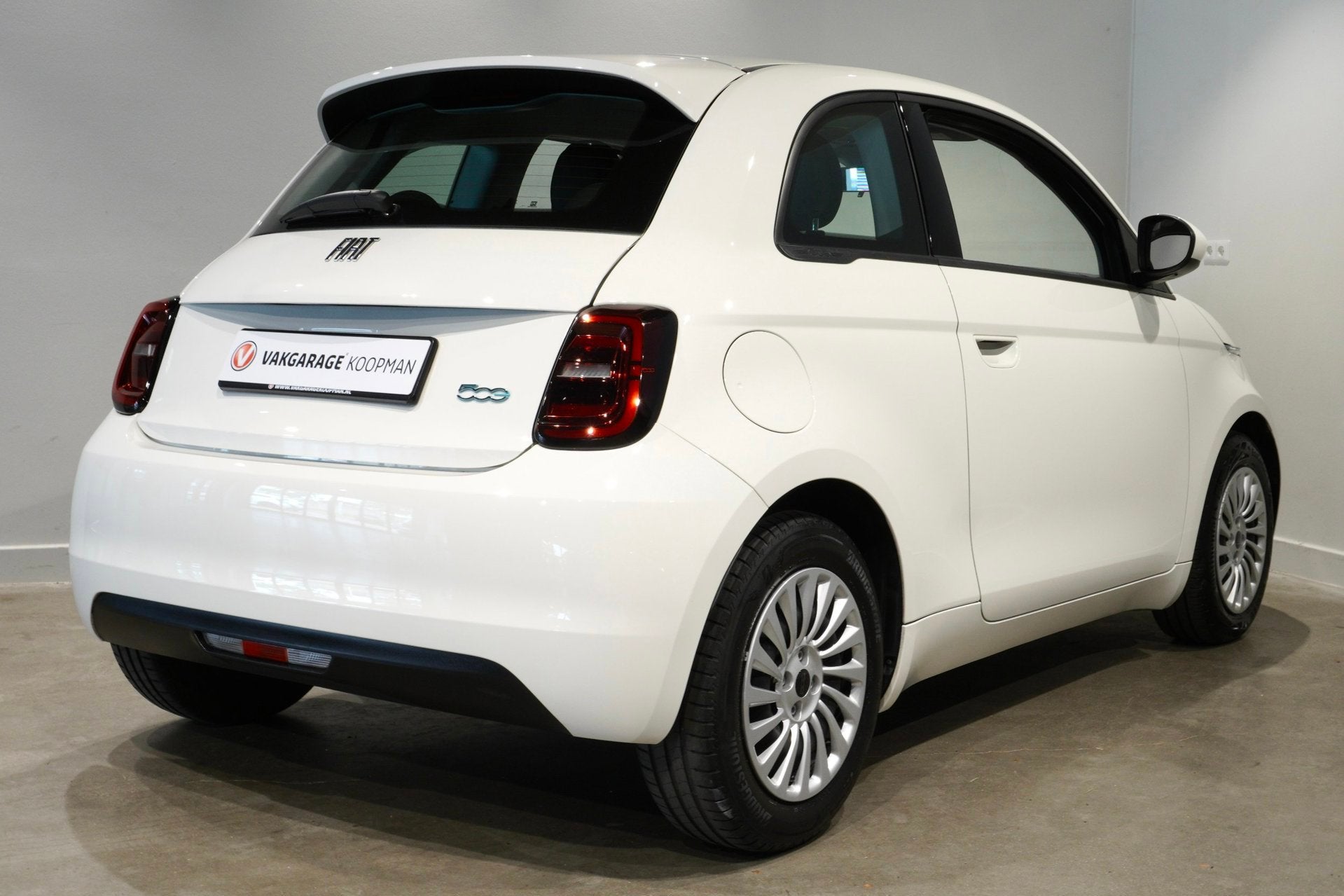 Fiat 500 Action 24 kWh SOH 95%|Uconnect|Cruise, Auto's, Fiat, Stof, Gebruikt, Zwart, 95 pk