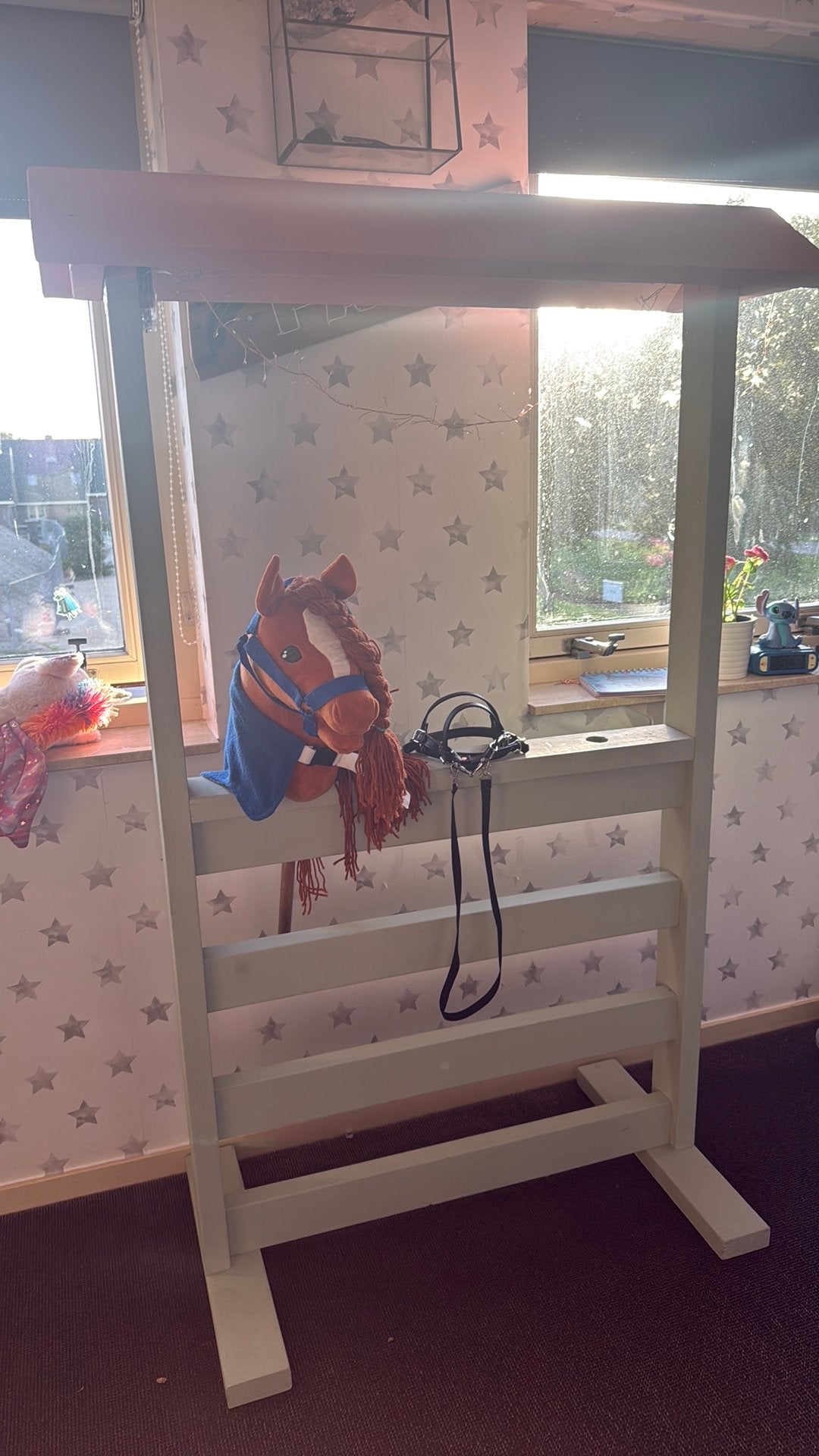 Hobby horsestal met een hobby horse, Ophalen, Zo goed als nieuw, Overige onderwerpen