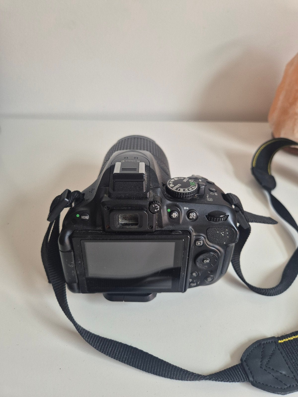 Nikon D5200 spiegelreflexcamera met lader en batterij, Ophalen of Verzenden, Nikon