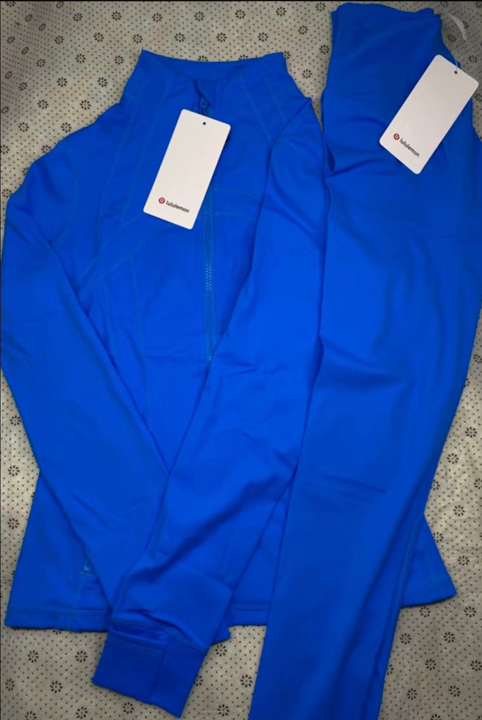 Lululemon set in verschillende kleuren en maten, Kleding | Dames, Ophalen of Verzenden, Nieuw, Maat 38/40 (M), Lang