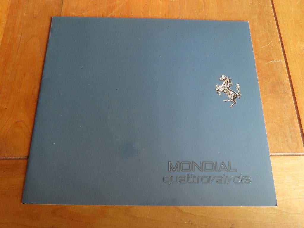 Prestige brochure Ferrari Mondial Quattrovalvole 1982, Ophalen of Verzenden, Zo goed als nieuw, Ferrari, Ferrari