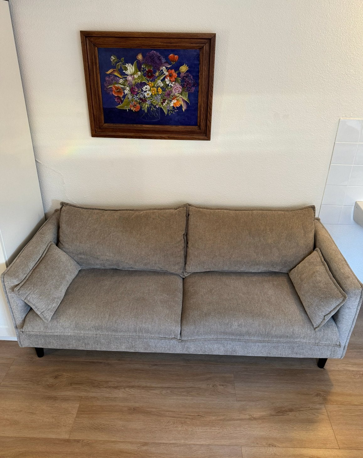 Zo goed als nieuwe taupe bank van Kwantum, Huis en Inrichting, 150 tot 200 cm, Driepersoons, 75 tot 100 cm, Ophalen of Verzenden