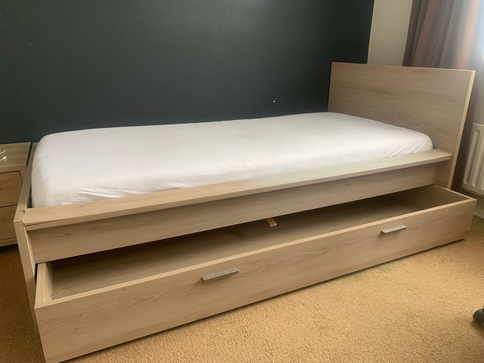 Eenpersoonsbed met uitschuifbaar bed en bureau, Huis en Inrichting, Slaapkamer | Bedden, Ophalen, Gebruikt, 90 cm, 200 cm