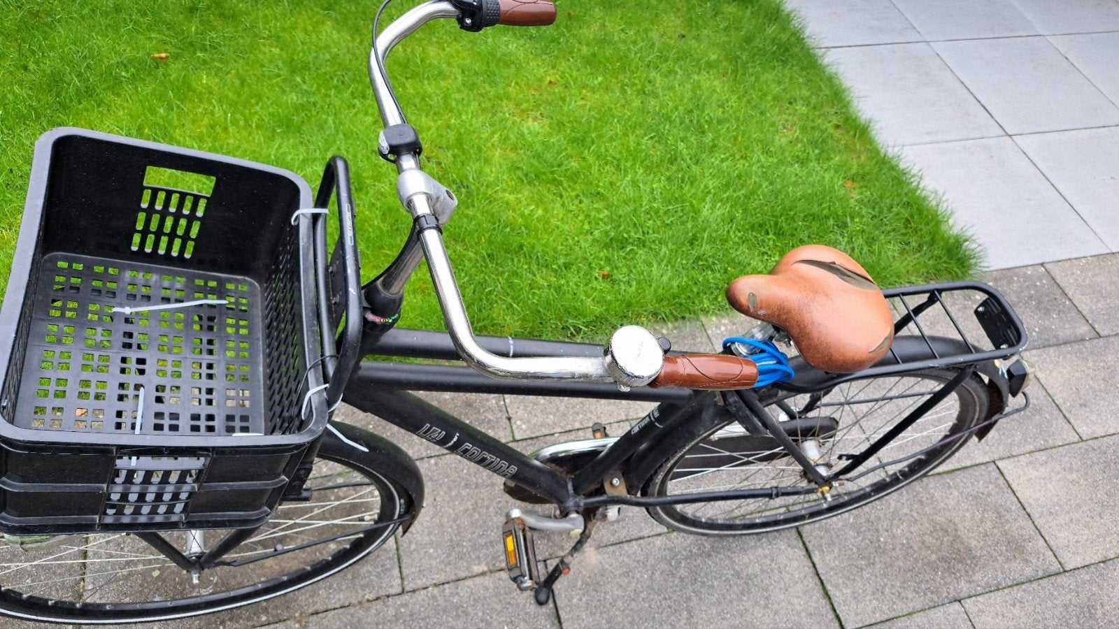 Foto 2 van Cortina U4 Transportfiets - 28inch Zwart, in goede staat