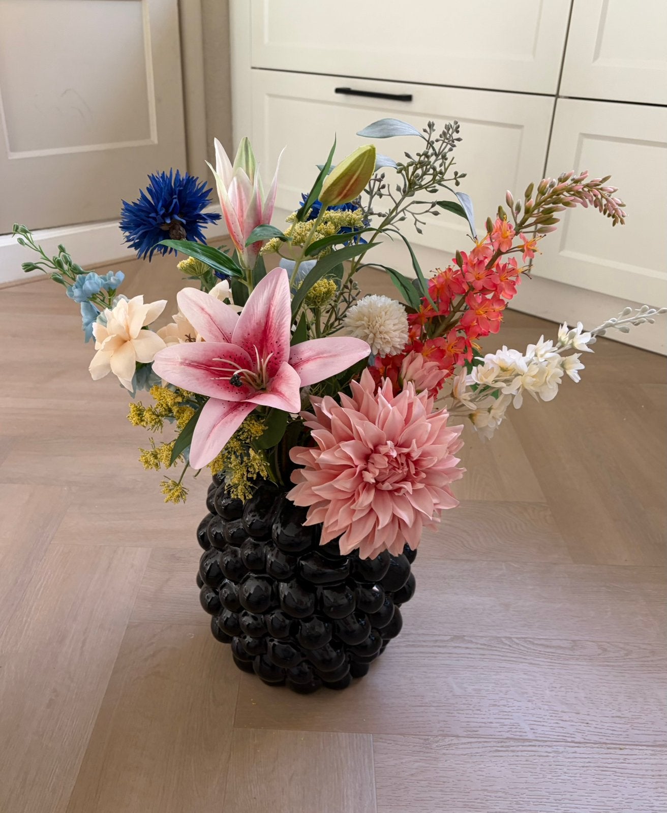 Vaas met zijdebloemen, Ophalen, Binnen, Zo goed als nieuw, Boeket