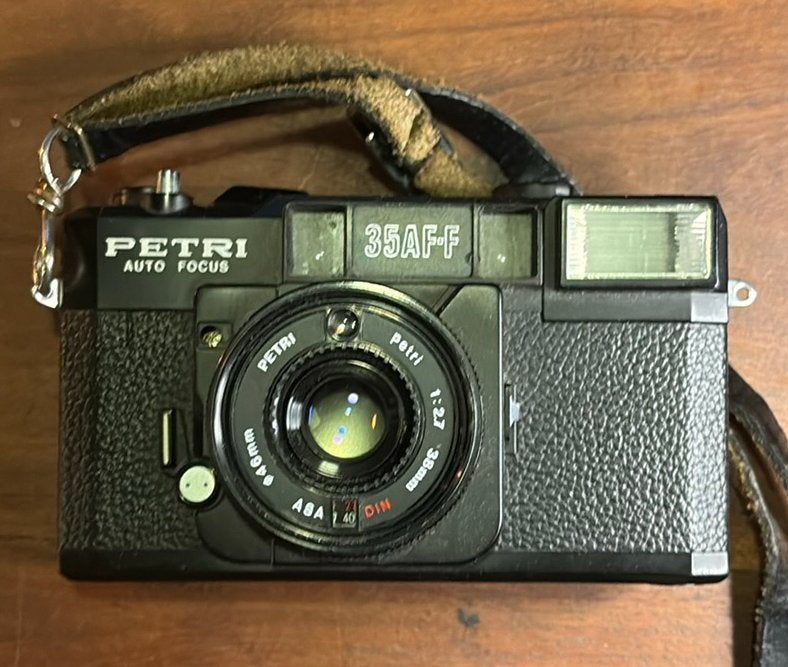 Petri 35AF-F autofocus filmcamera – werkend, Ophalen of Verzenden, Zo goed als nieuw, Compact, Overige Merken
