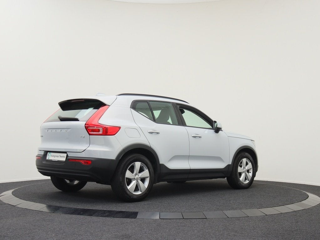 Volvo XC40 1.5 T3 Momentum | Navigatie | Stoelverwarming |, Auto's, Volvo, Gebruikt, Leder en Stof, Bedrijf, Handgeschakeld