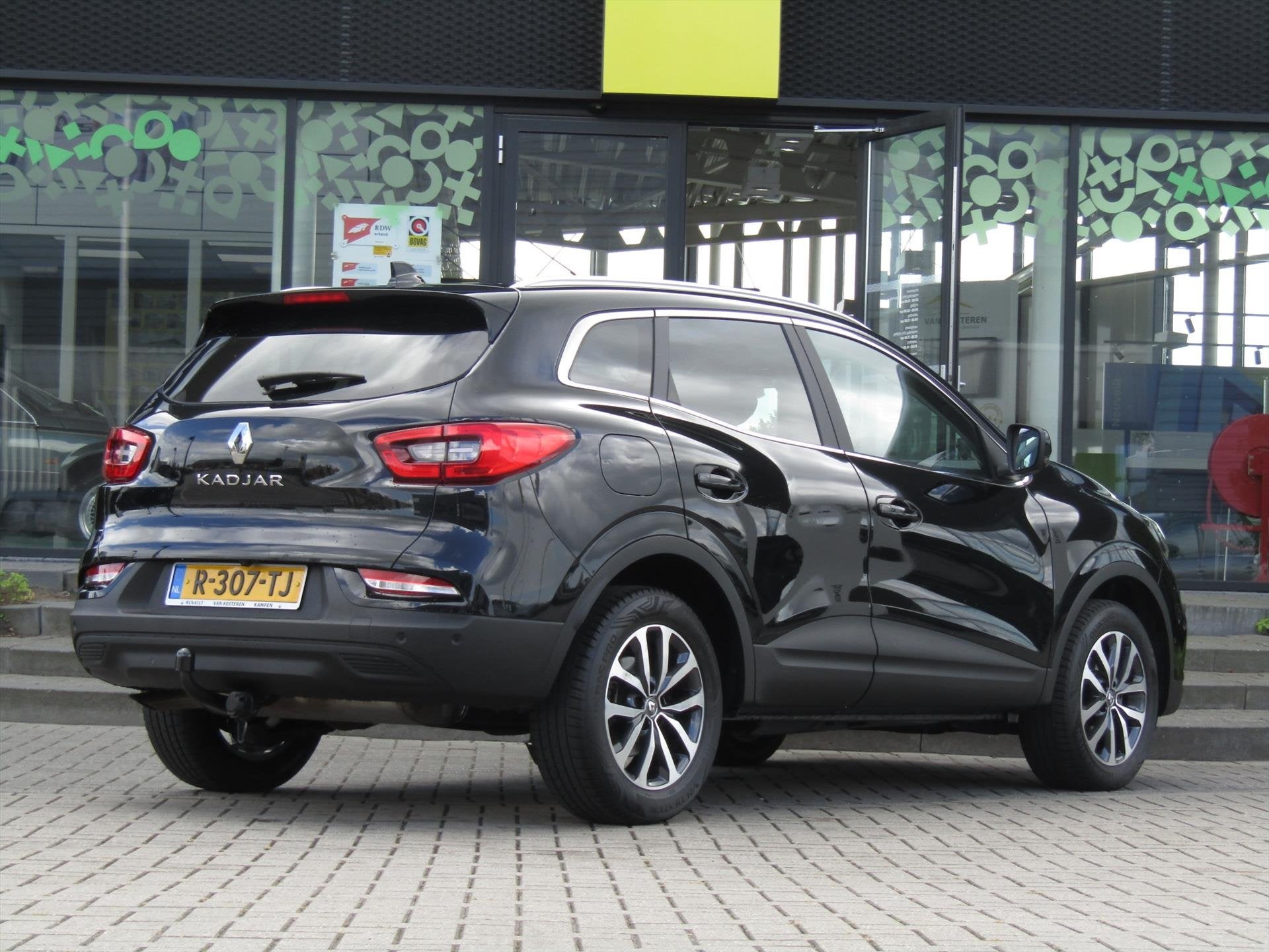 RENAULT Kadjar TCe 140pk EDC GPF / Trekhaak / Nav / Camera /, Auto's, Kadjar, Gebruikt, 4 cilinders, Leder en Stof