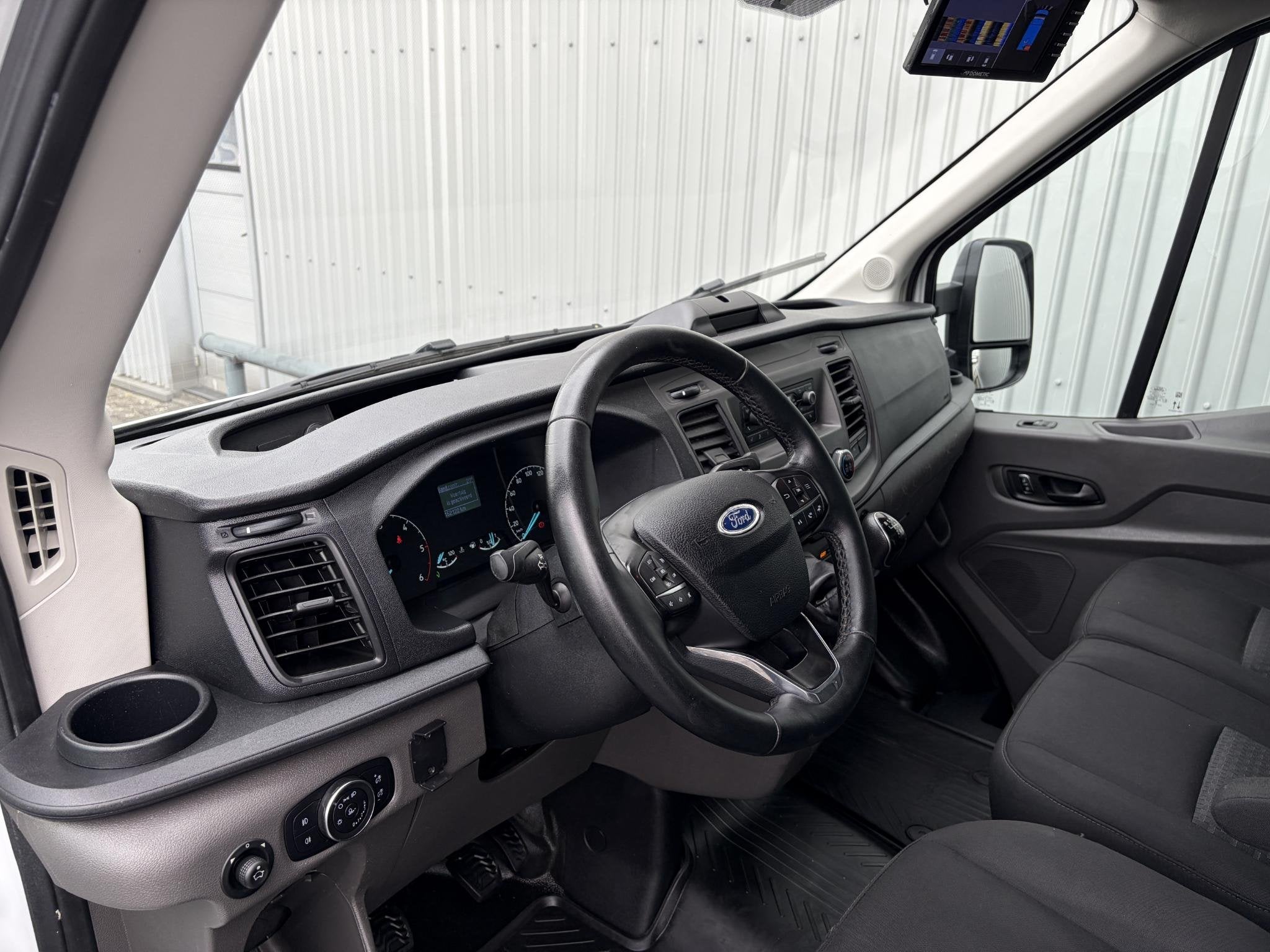 Ford Transit 350 2.0 TDCI L5*BAKWAGEN*LAADKLEP*A/C*CRUISE*TE, Voorwielaandrijving, Stof, Euro 6, 4 cilinders