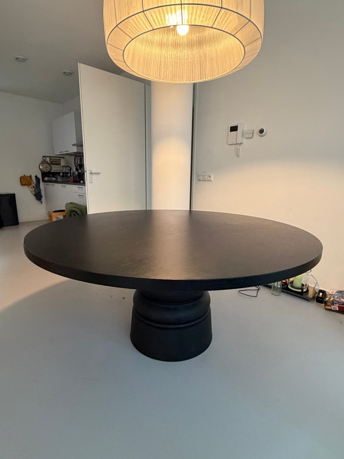 Moooi Containertafel - Rond, 160 cm diameter, Ophalen, 150 tot 200 cm, Rond, Zo goed als nieuw