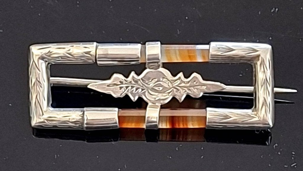 Prachtige Antieke Schotse Zilver Agaat Broche Ca 1880, Ophalen of Verzenden, Zilver, Broche, Met edelsteen