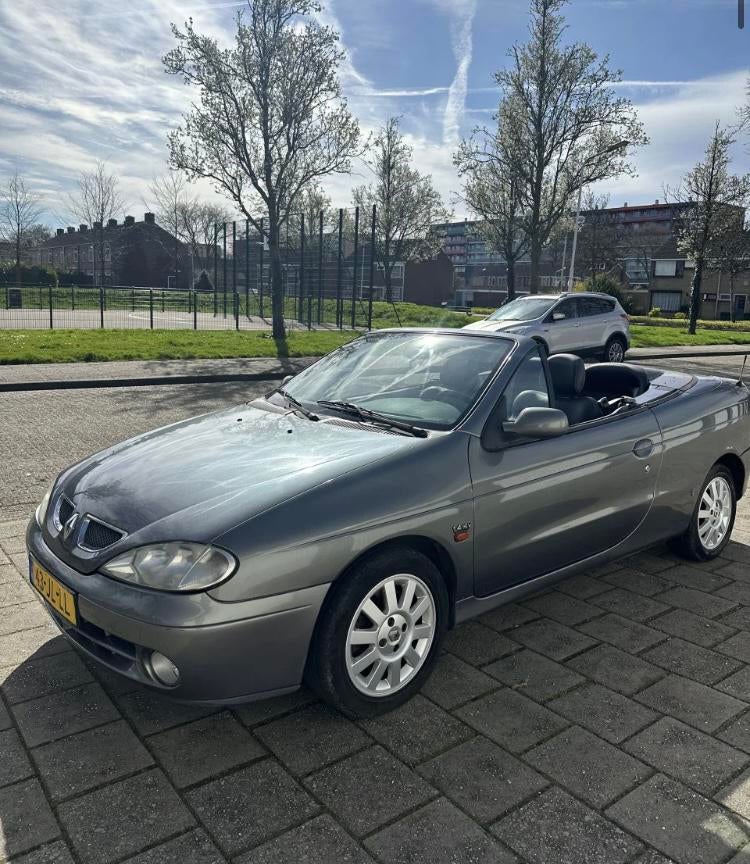 Renault Megane 1.4i cabrio airco tuning!, Ophalen