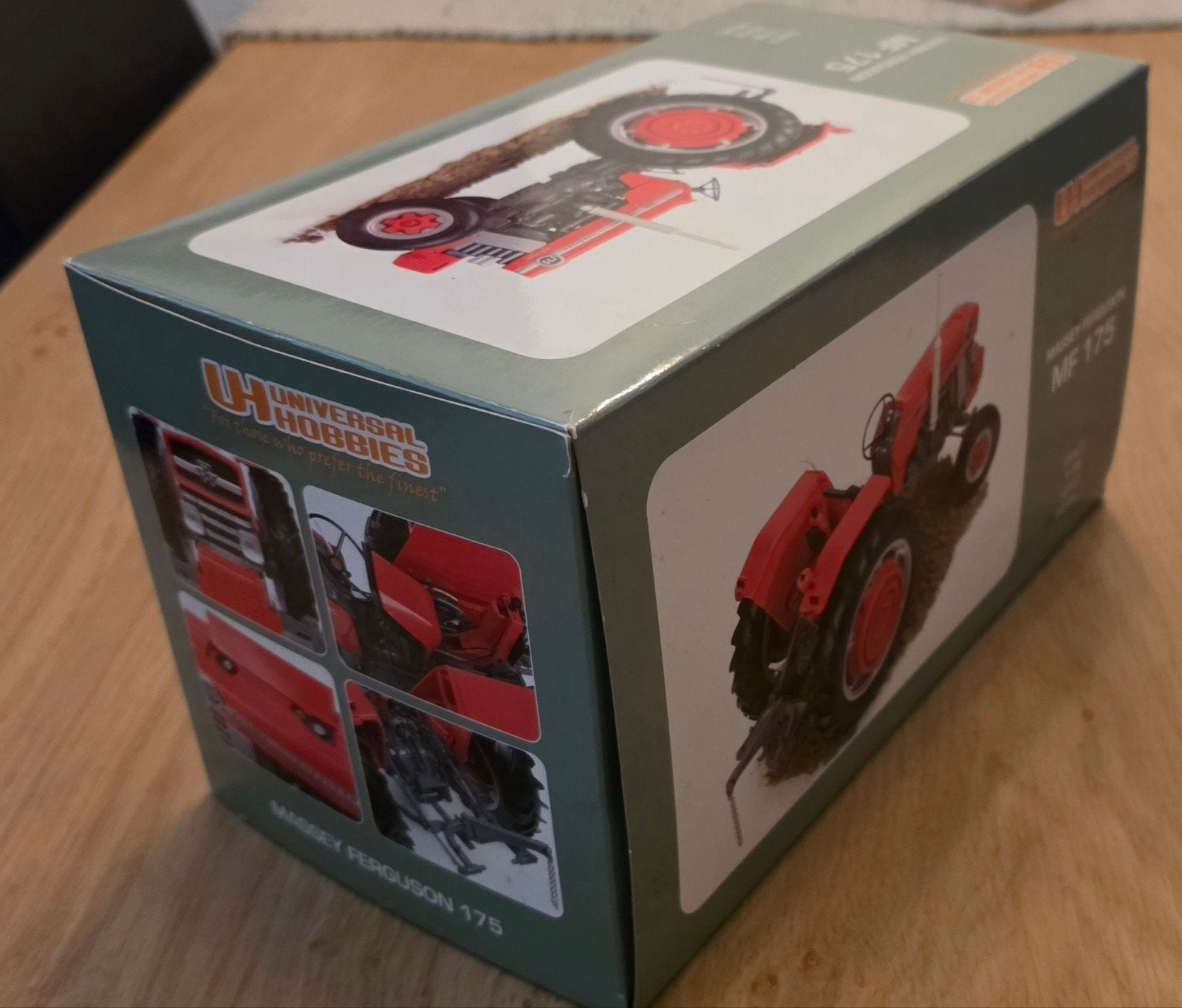 Massey Ferguson 175 Universal hobbies, Ophalen, Zo goed als nieuw, Tractor of Landbouw, Universal Hobbies