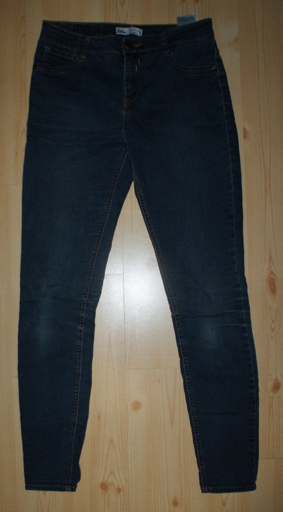 Clockhouse c&a jegging maat 170 (38) met 3 voorzakken en 2, Broek, Gebruikt, Meisje, Ophalen of Verzenden