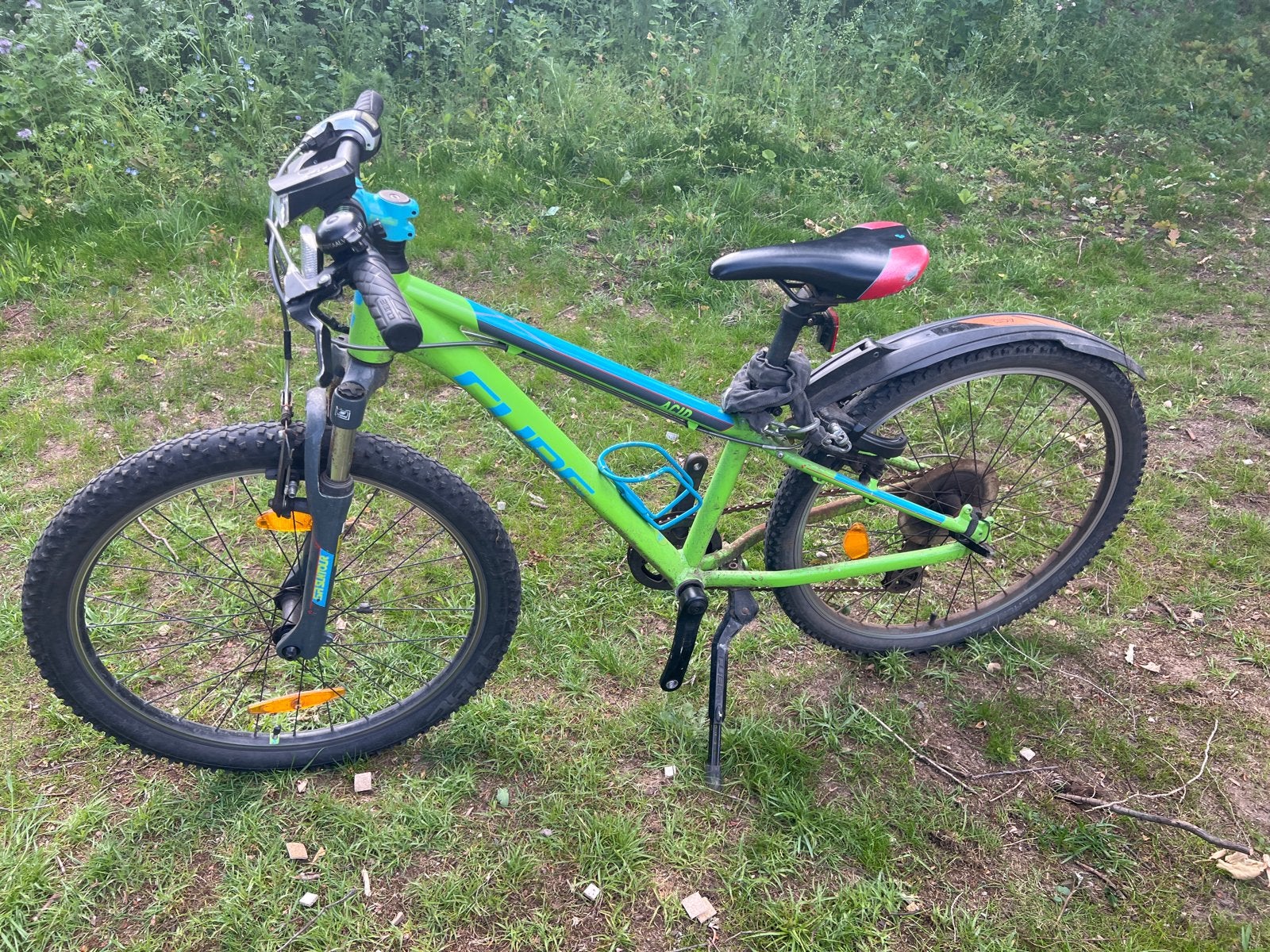 Cube Acid Race 24” Kinderfiets met reflectoren en lampen, Ophalen, Gebruikt, Velgrem, 20 inch of meer