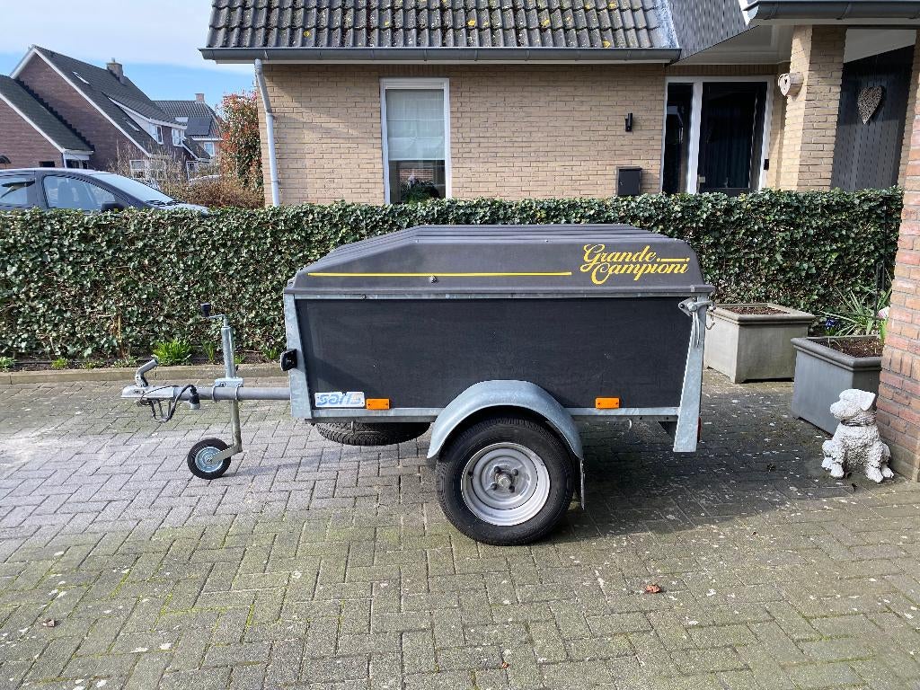 Te huur Kleine Bagagewagen voor de vakantie met deksel, Auto diversen, Ophalen, Gebruikt