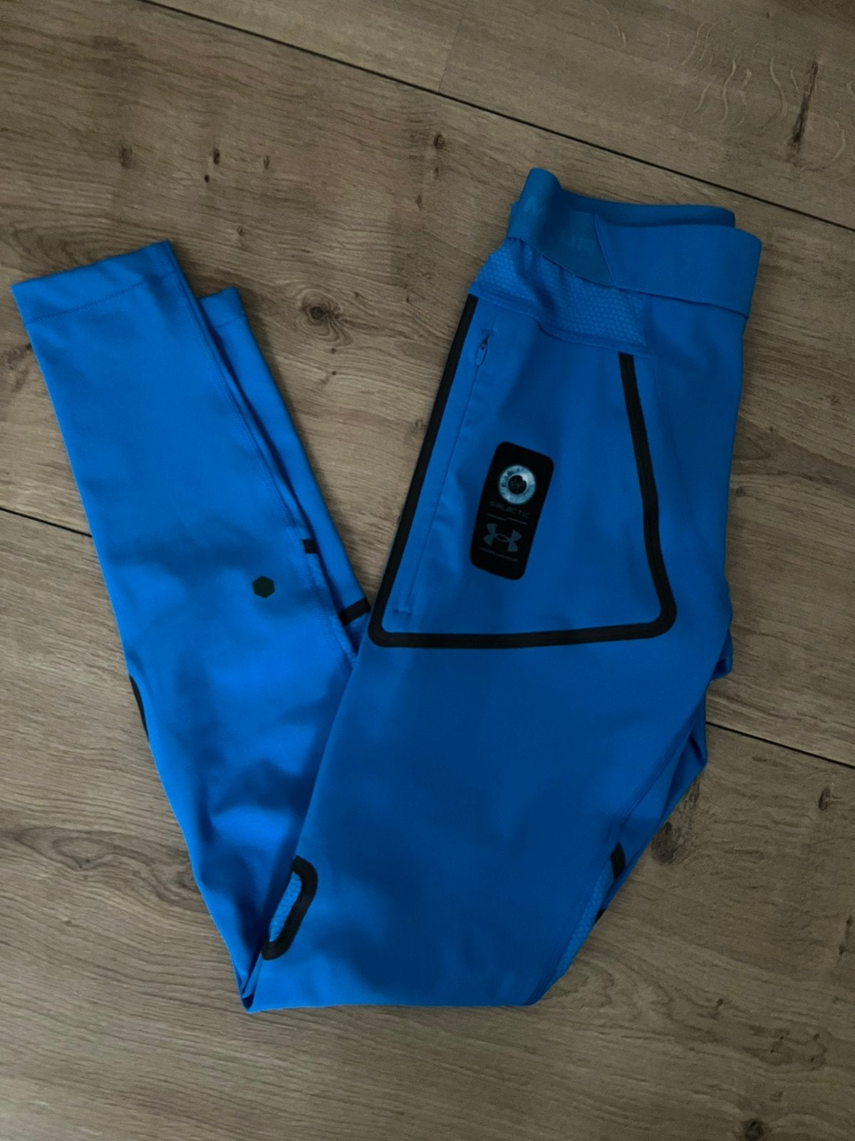 Nieuw sport broek Under Armour maat XS, Blauw, Nieuw, Ophalen of Verzenden, Algemeen