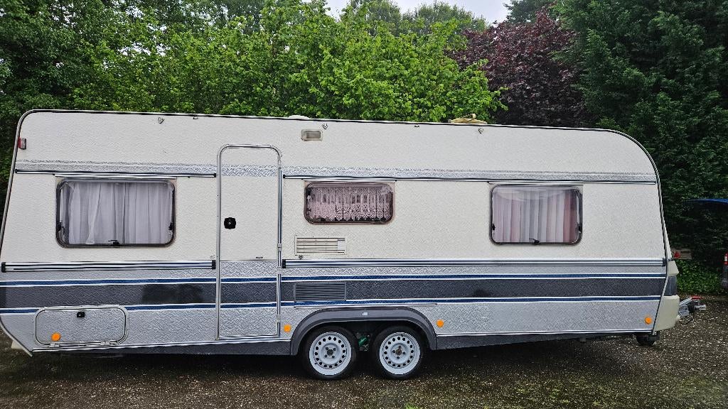 Fendt diamant 590    Inclusief voortent.TE HUUR Caravan, Caravans en Kamperen, Treinzit, Particulier, Overige typen, Fendt