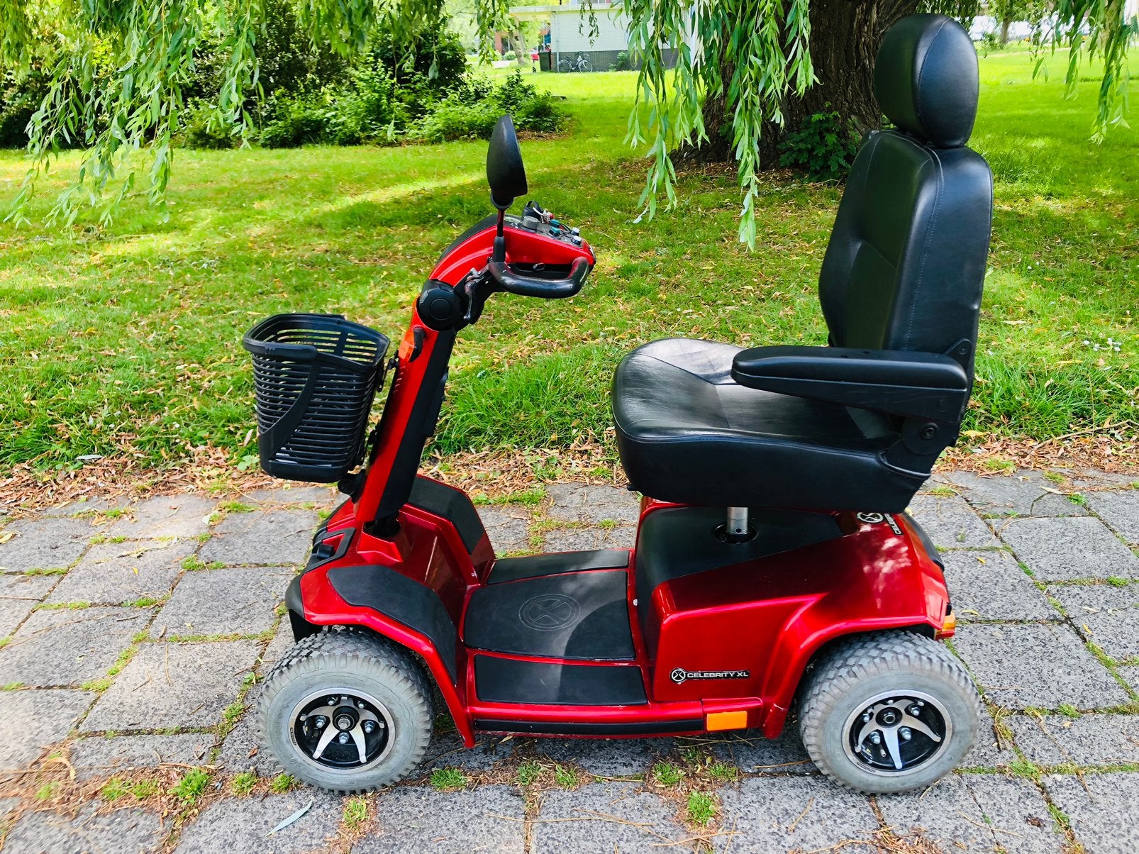 Gebruikte Scootmobiel Pride Celebrity 4wiel, Ophalen of Verzenden, Gebruikt