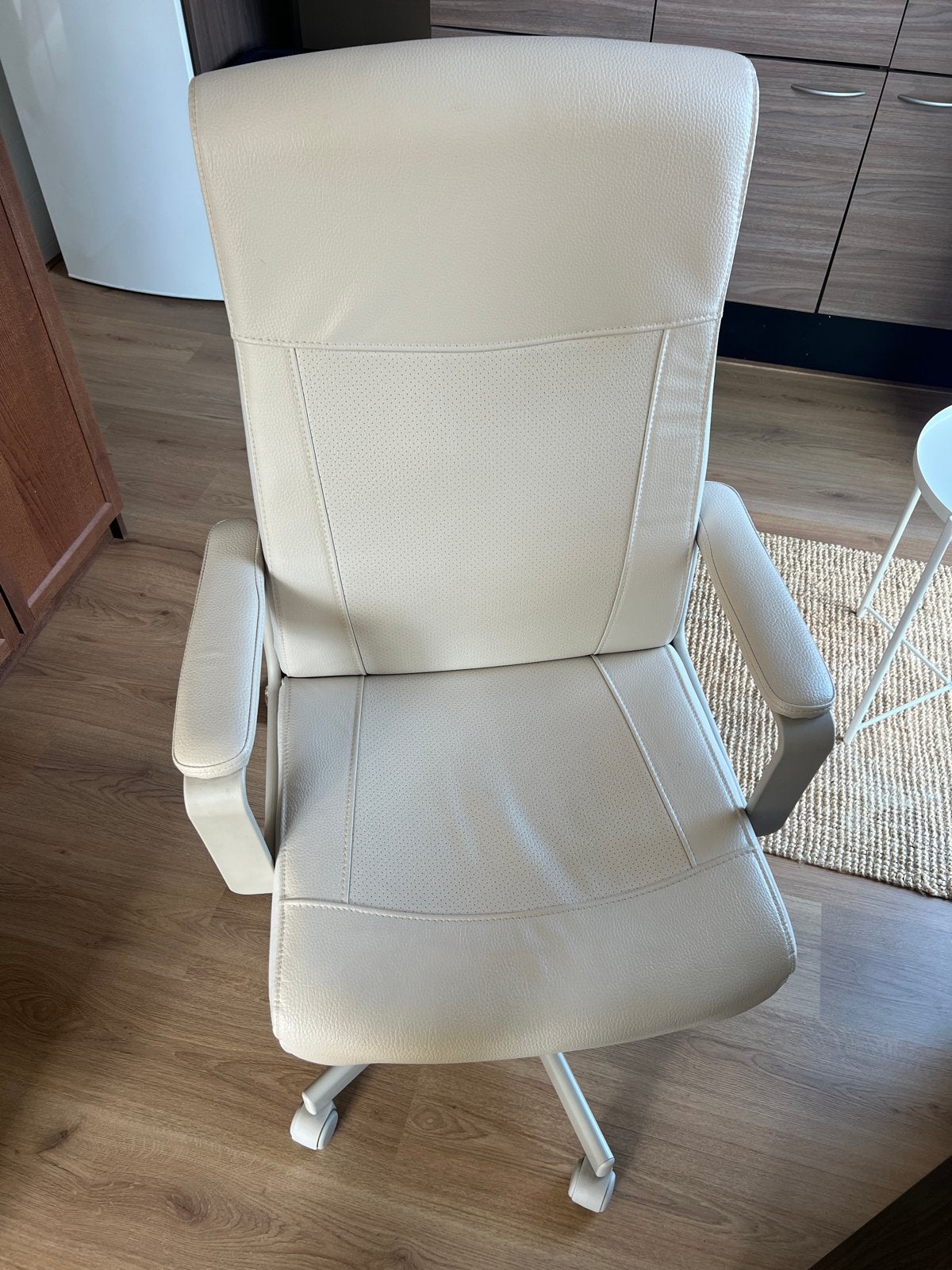 Ikea beige bureaustoel MILLBERGET, Ophalen, Zo goed als nieuw, Beige, Bureaustoel