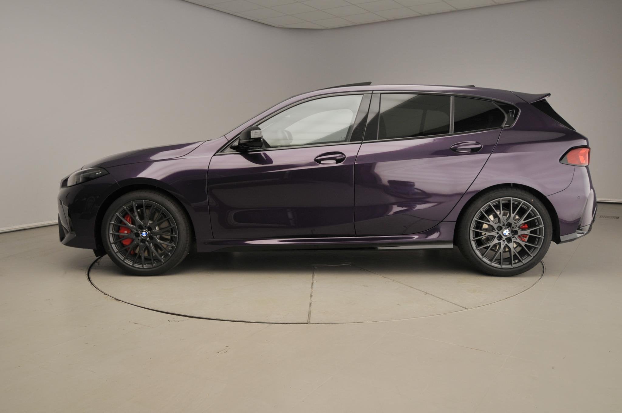 BMW 1 Serie 5-deurs 120 M-Sportpakket Pro / Driving assist p, Overige kleuren, Met garantie (alle), Origineel Nederlands, Bedrijf