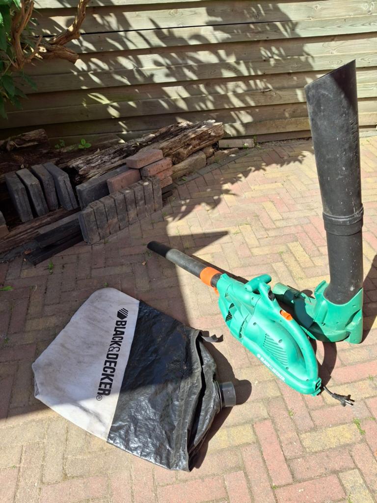 Black & Decker GW250 Bladblazer/Bladzuiger 1600W, Ophalen, Gebruikt, Met opvangzak, Handgedragen