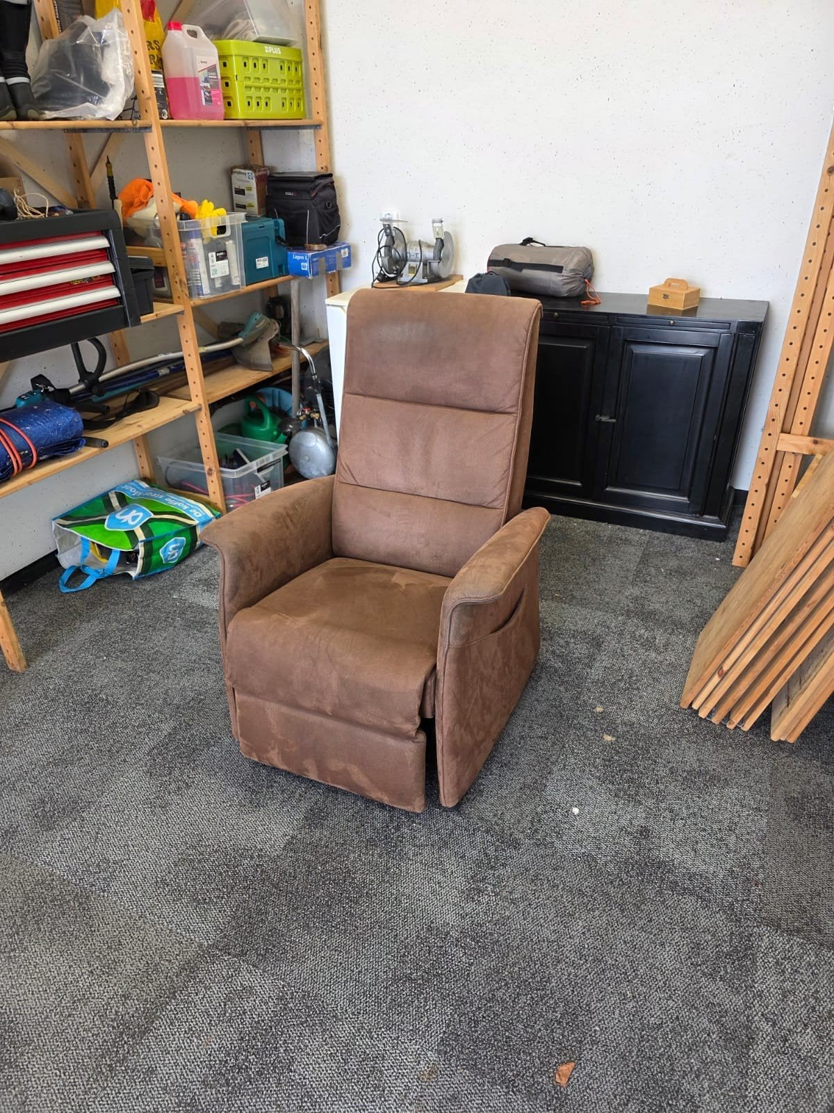 Comfortabele sta-op relaxfauteuil met elektrische functie, Ophalen, Gebruikt, Modern comfort, 75 tot 100 cm