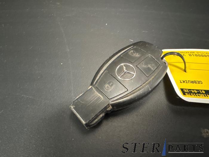 Sleutel van een Mercedes Vito, Gebruikt, -, Ophalen of Verzenden, -