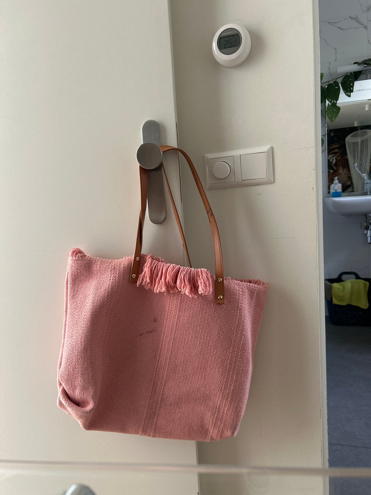 Roze shopper met 'Summer Vibes' borduursel, Sieraden, Tassen en Uiterlijk, Tassen | Damestassen, Ophalen, Gebruikt, Roze, Shopper