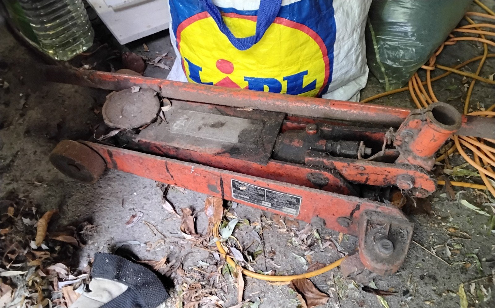 Grote oude garagekrik - werkt na schoonmaak, Auto diversen, Krikken, Gebruikt, Garagekrik, Hydraulisch, Ophalen