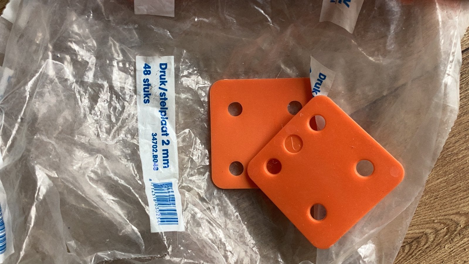 Vulplaatjes 2 mm hele zak gratis op te halen., Ophalen, Nieuw