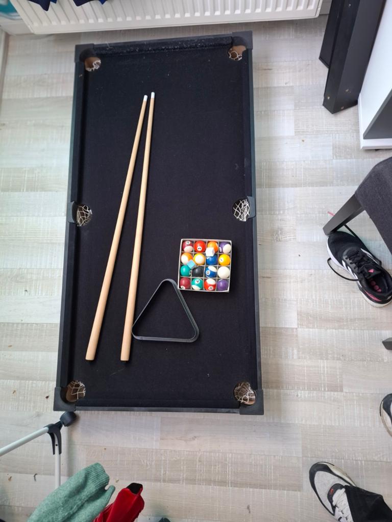 Leuke Pooltafel voor kinderen!, Sport en Fitness, Ophalen, Zo goed als nieuw, Pooltafel